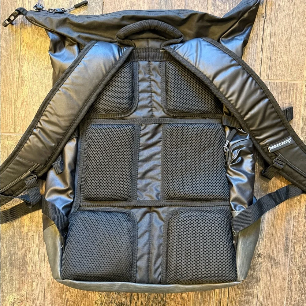 Roblox Employee Exclusive Black Roll-Top Backpack - Rare Company Swag